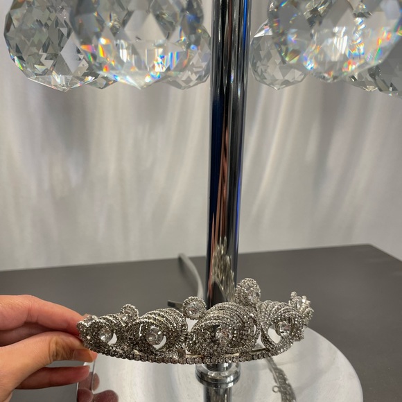 Bride Headpiece - Picture 3 of 3